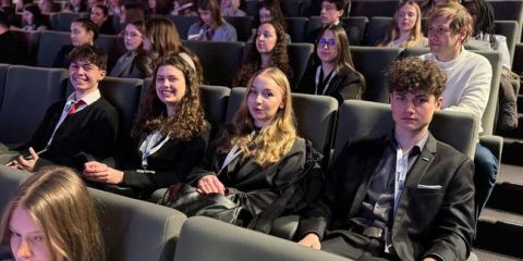 CHAU’MUN 2025: GYMHU již podruhé na Modelovém zasedání OSN!