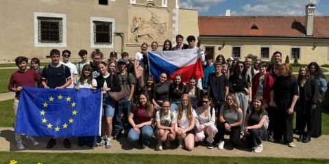 Výměnné pobyty s francouzským Lycée Charles de Gaulle úspěšně odstartovaly