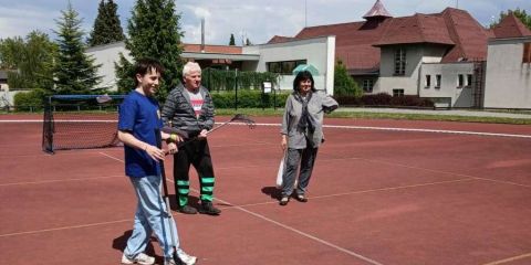 Studenti pomáhali na sportovních hrách seniorů